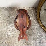 Folding tripod stool with cat back