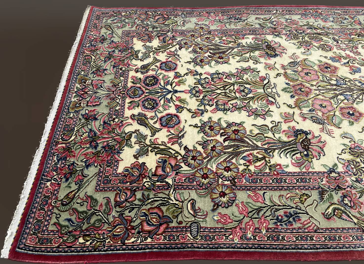 Persian carpet Ghoum