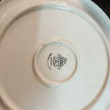 Pie tray and shovel