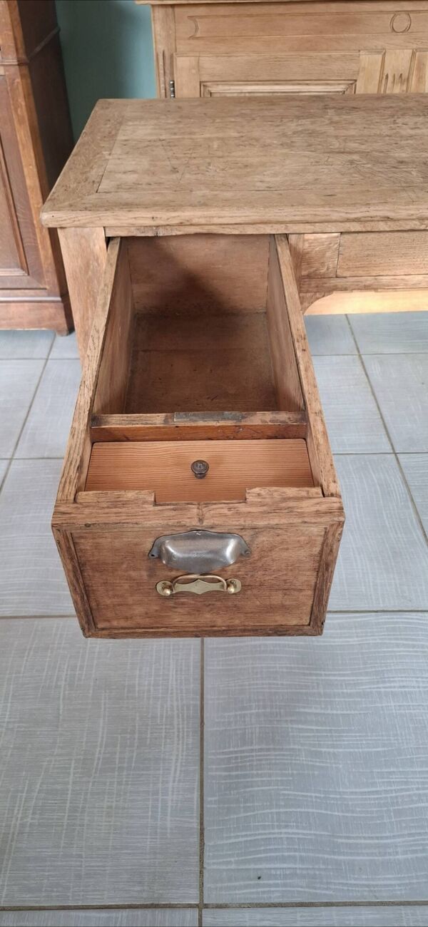 Bureau de notaire fin du XVIII siècle