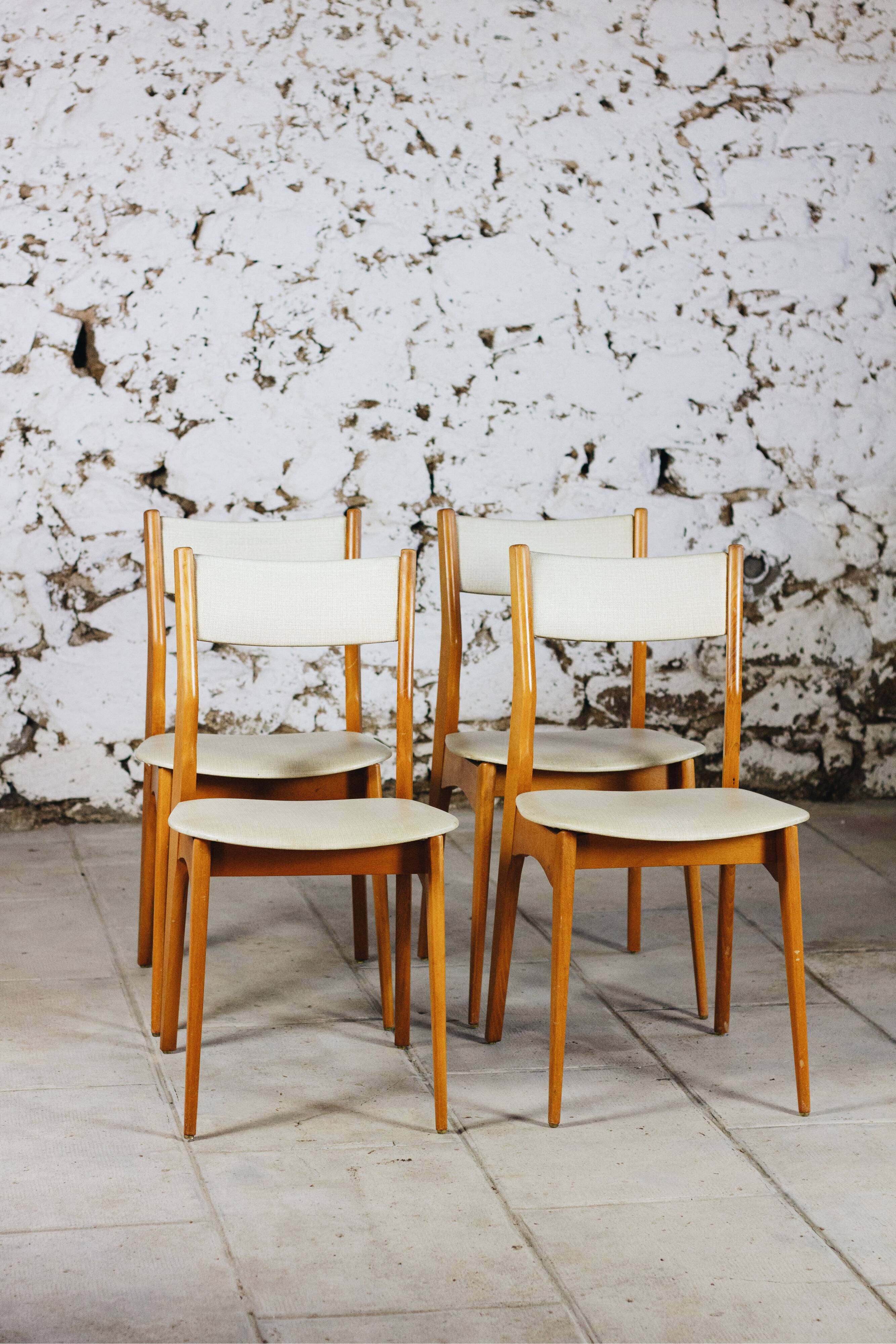4 Danish chairs in beech wood and skai, 1960