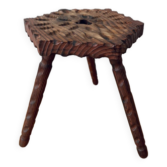 Tabouret tripode en bois