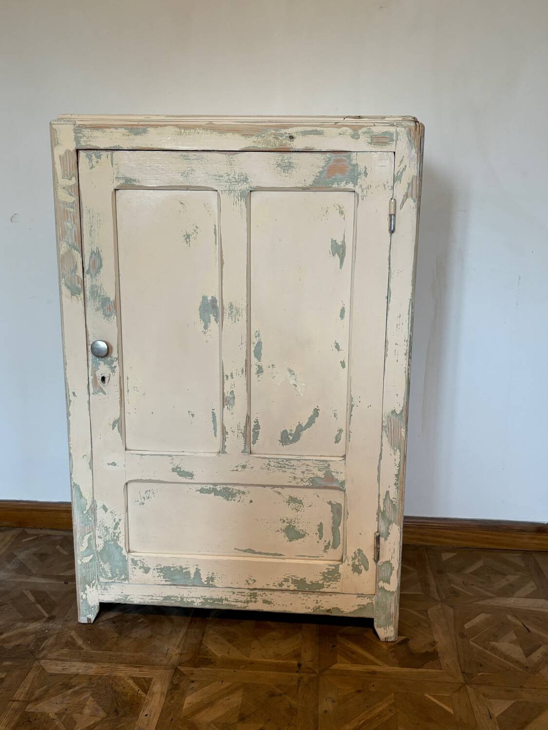 Patinated 50s bonnetière