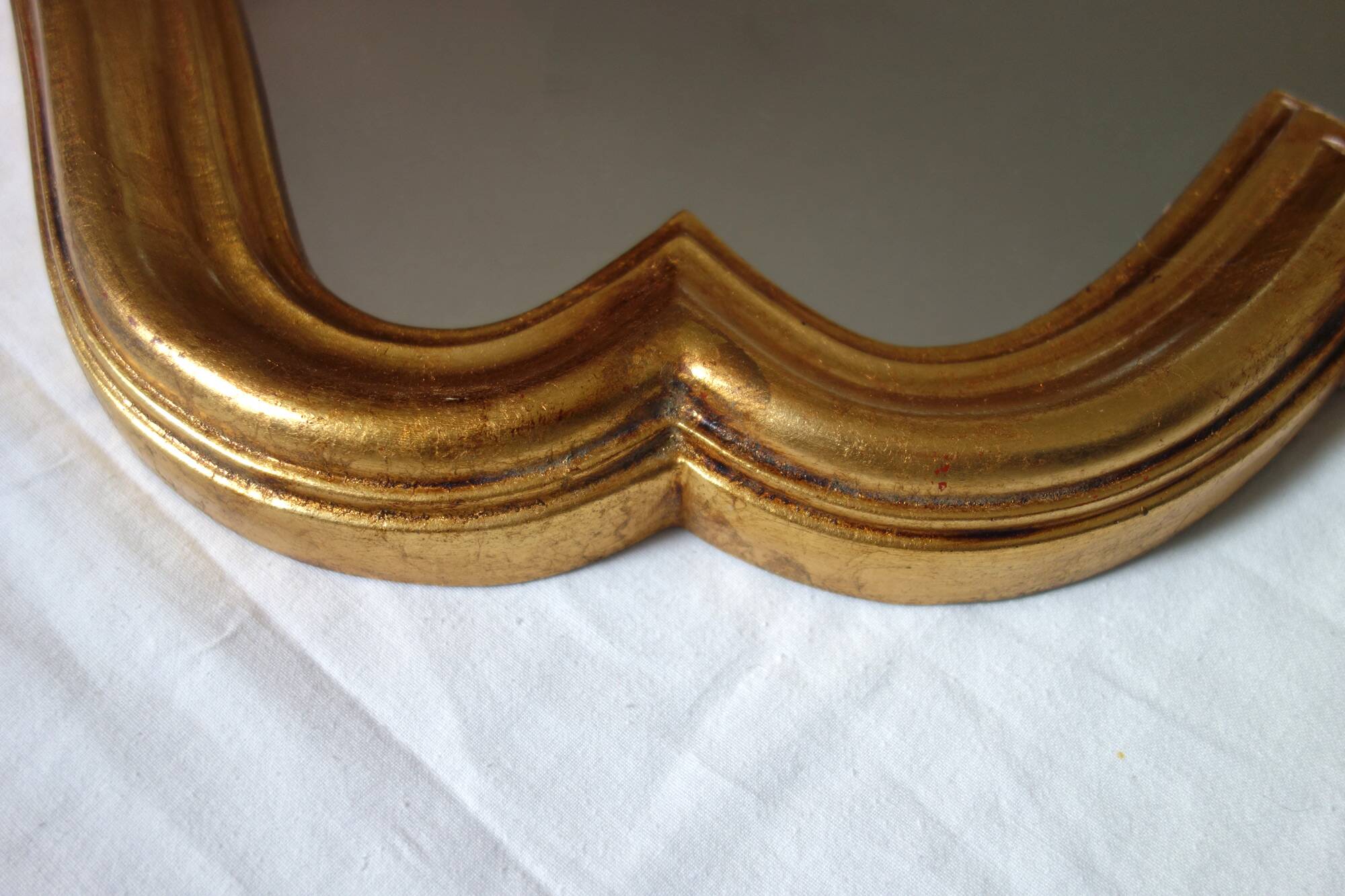 Louis XV style mirror in gilded wood, 88x61 cm