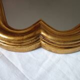 Miroir style Louis XV en bois doré, 88x61 cm
