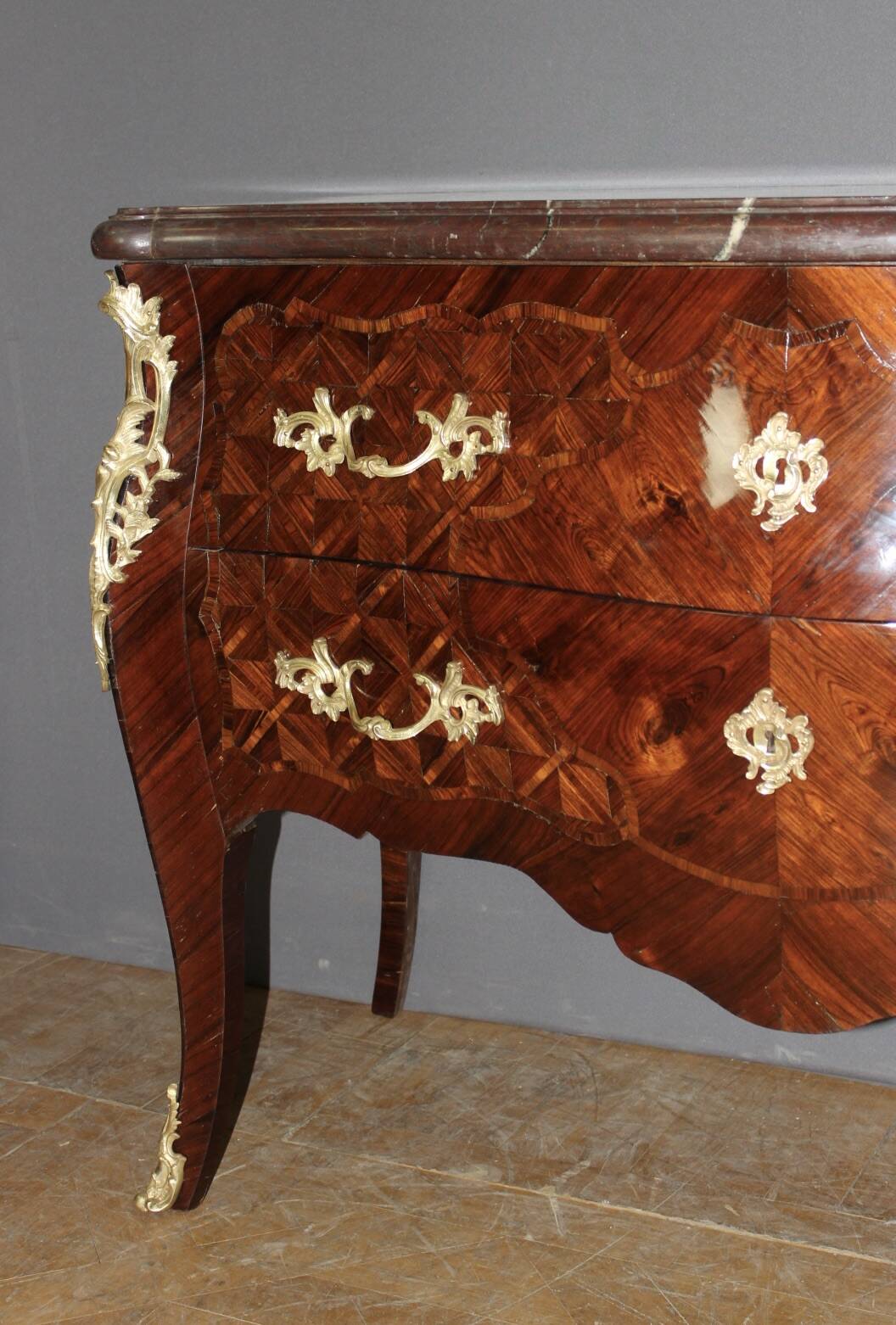 Louis XV Commode in Rosewood Marquetry, Early 19th Century