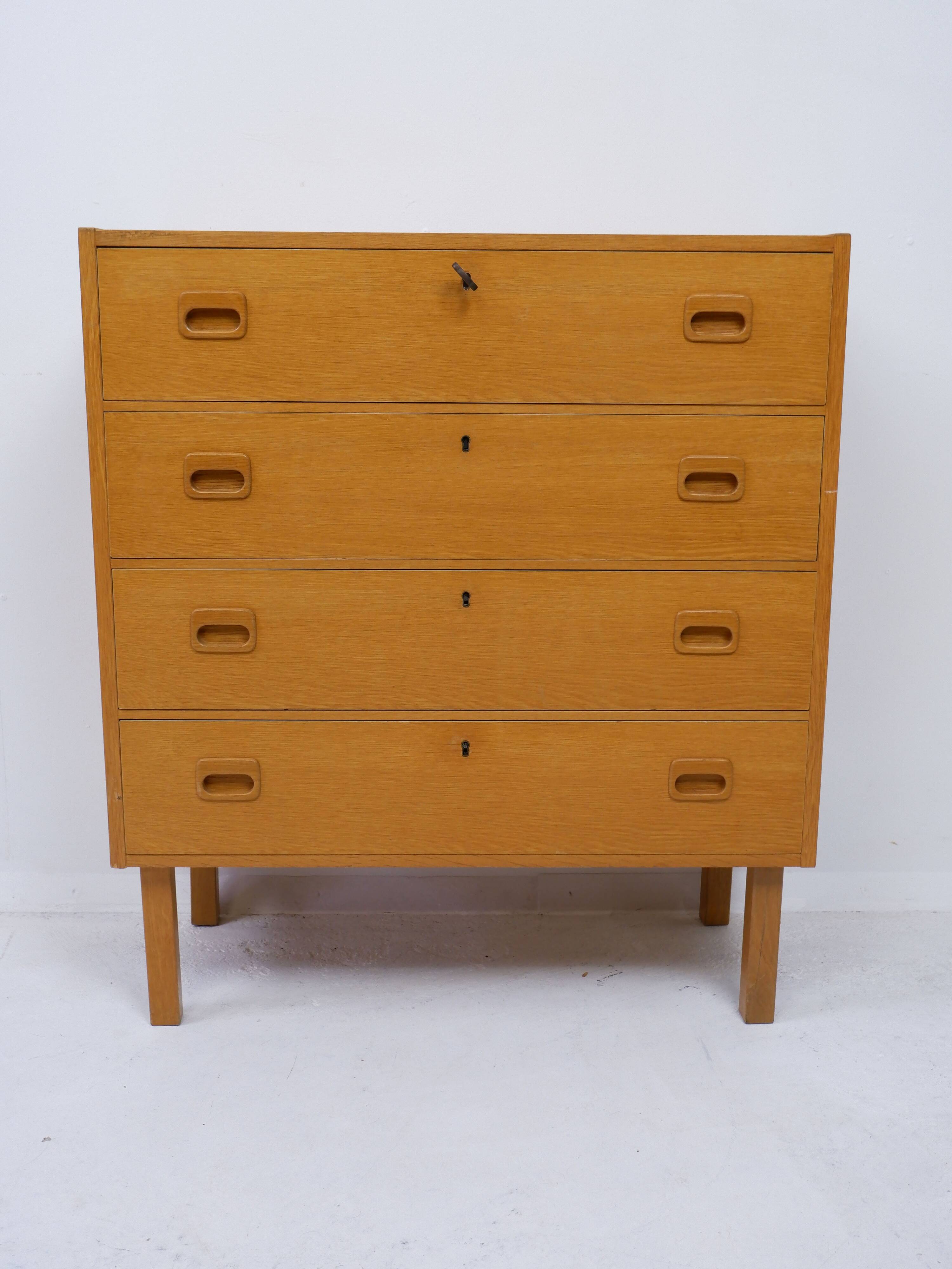 Vintage Scandinavian chest of drawers, 1970