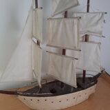 Model of sailboat 3 masts navigable bois blanc