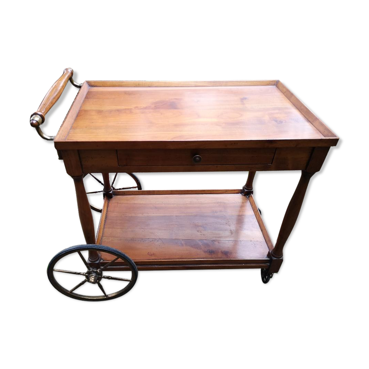 rolling table serving