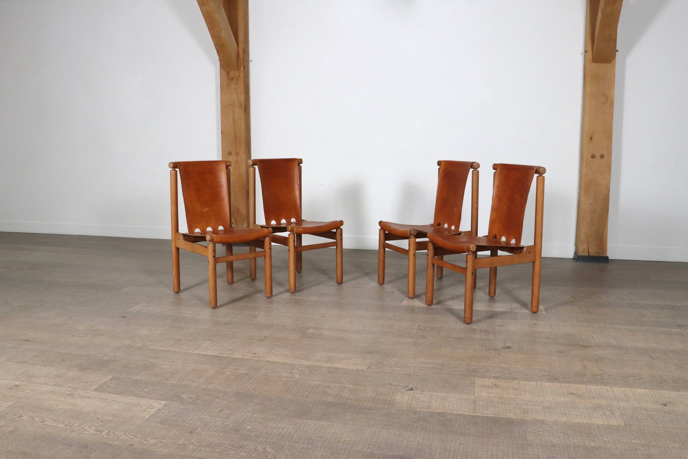 Chaises de salle à manger Ilmari Tapiovaara pour La Permanente Mobili Cantù, 1960s