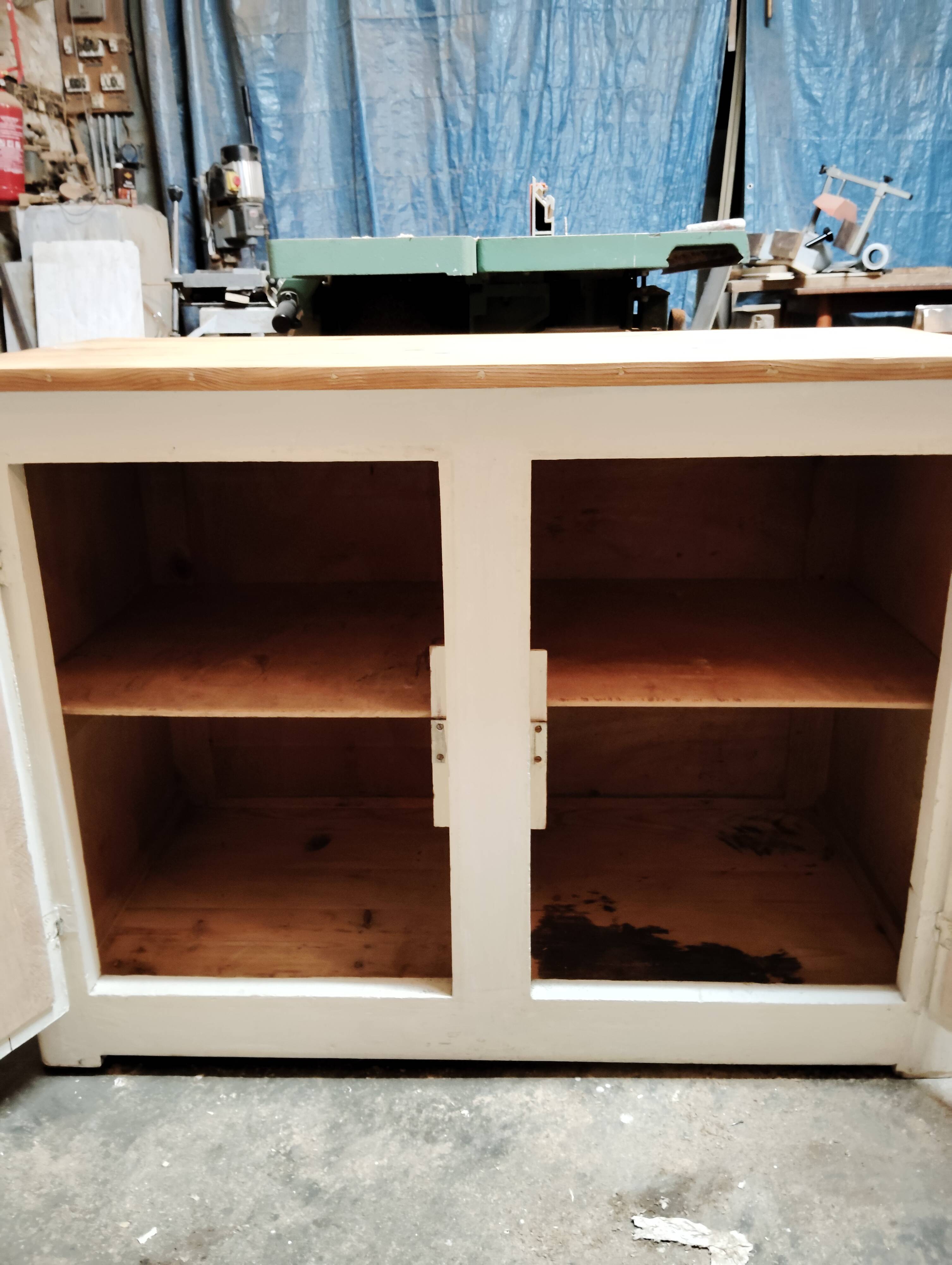 Mado/Parisian buffet