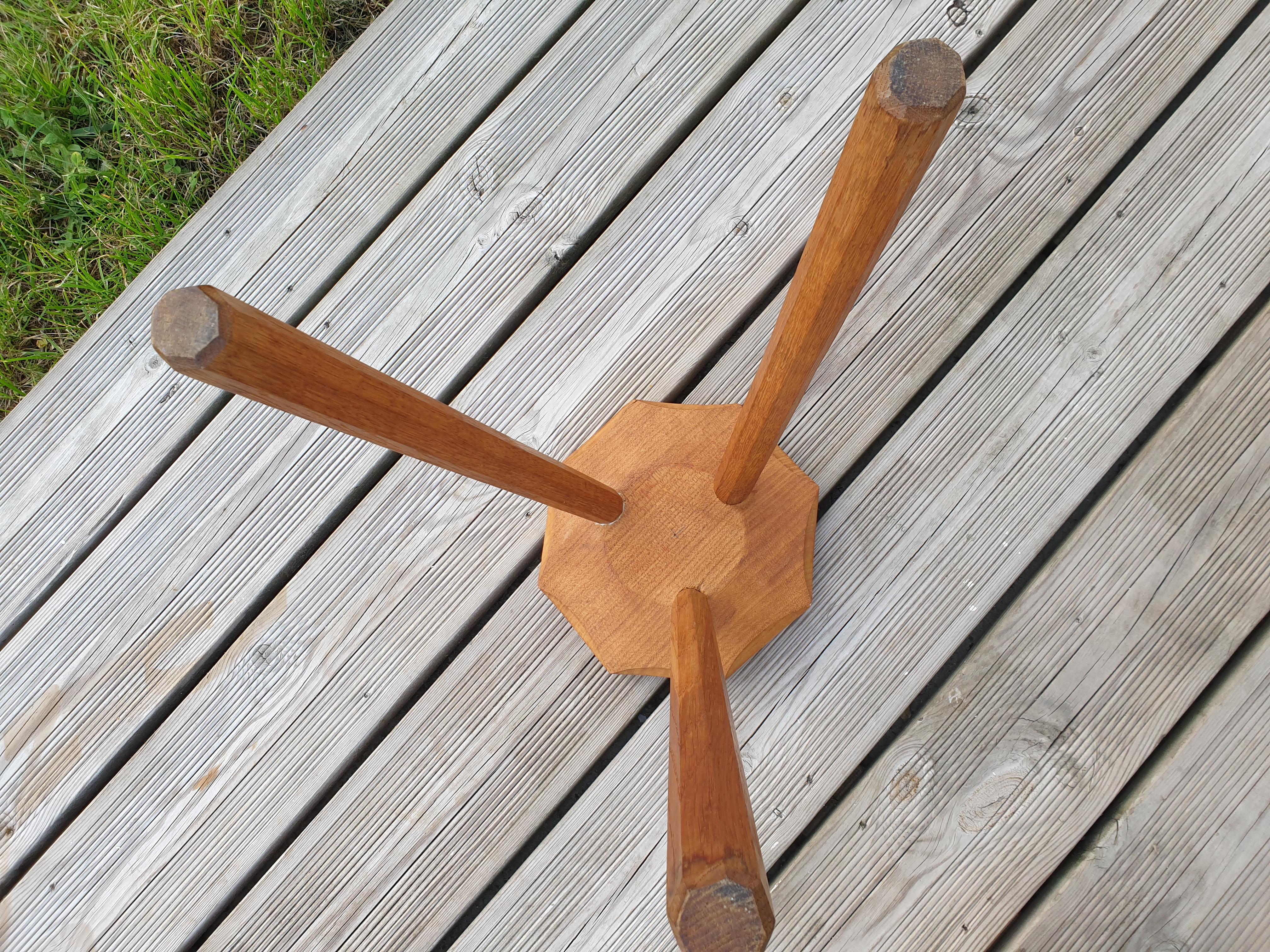 Tripod milking tabouret