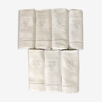 Set de 7 serviettes de table damassées et monogrammées