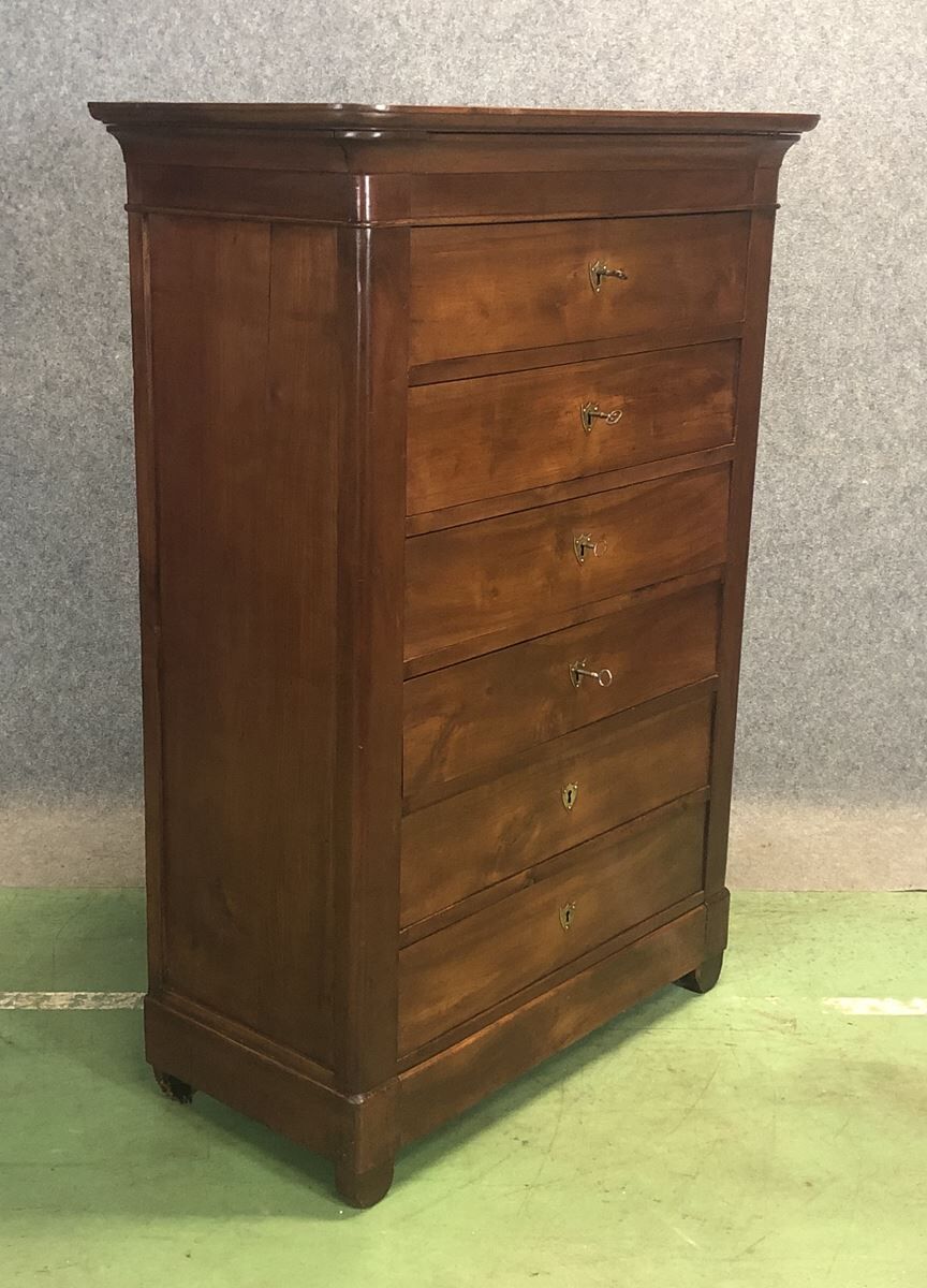 Cherry chiffonier 19th century