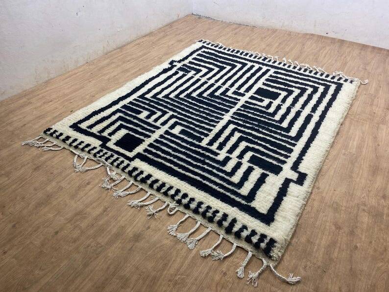 Amazing Berber Moroccan Rug