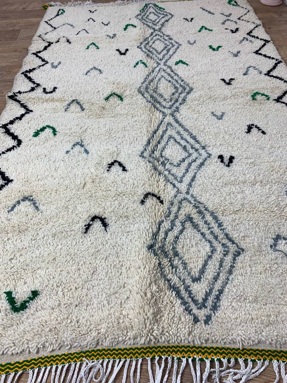 Handmade Moroccan Berber rug 250 X 158 CM