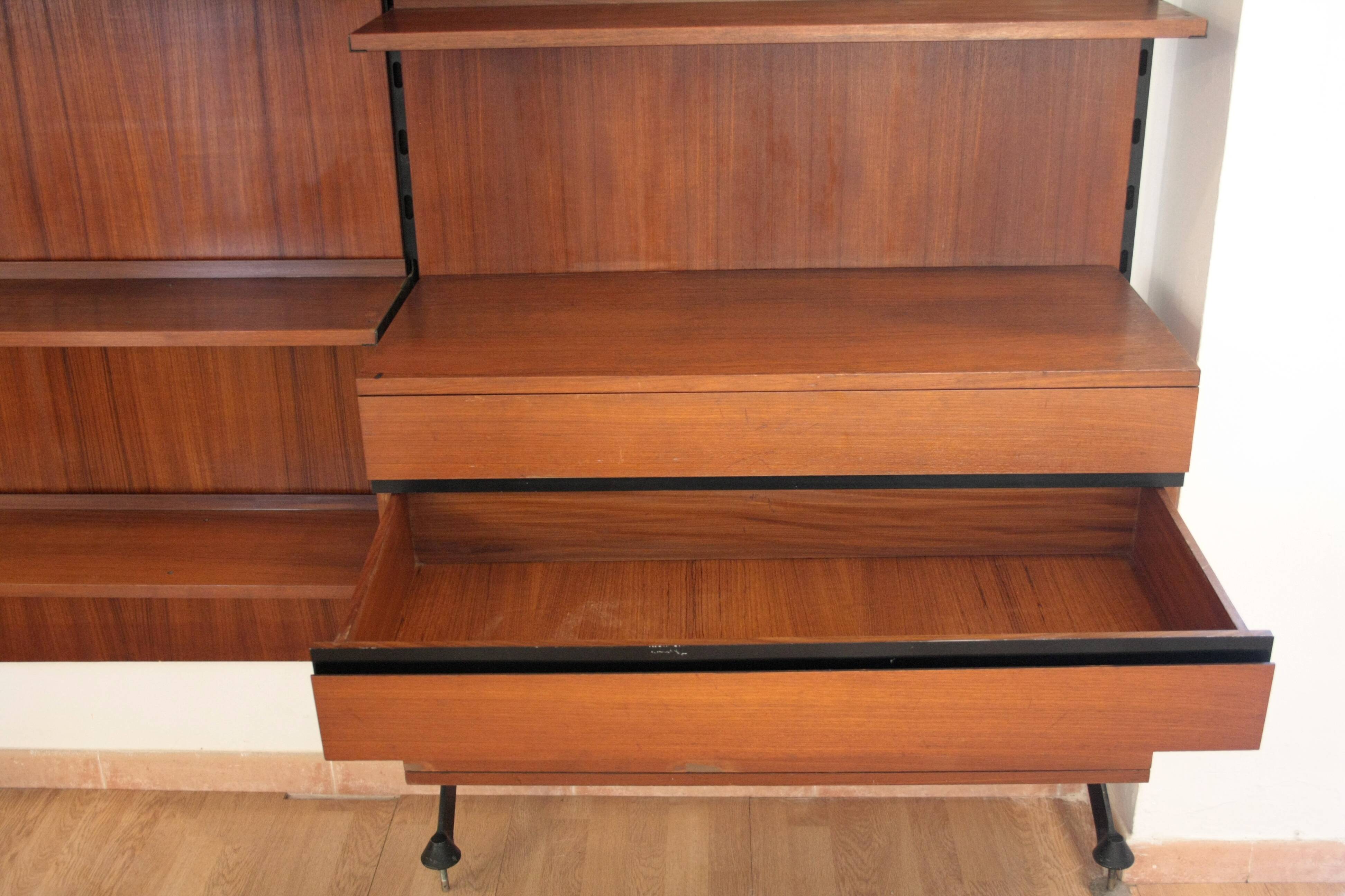 Modular wall system “Urio” by Ico and Luisa Parisi for MiM 1957, bib