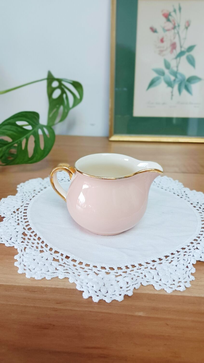 Pot à lait, crémier rose Villeroy et Boch