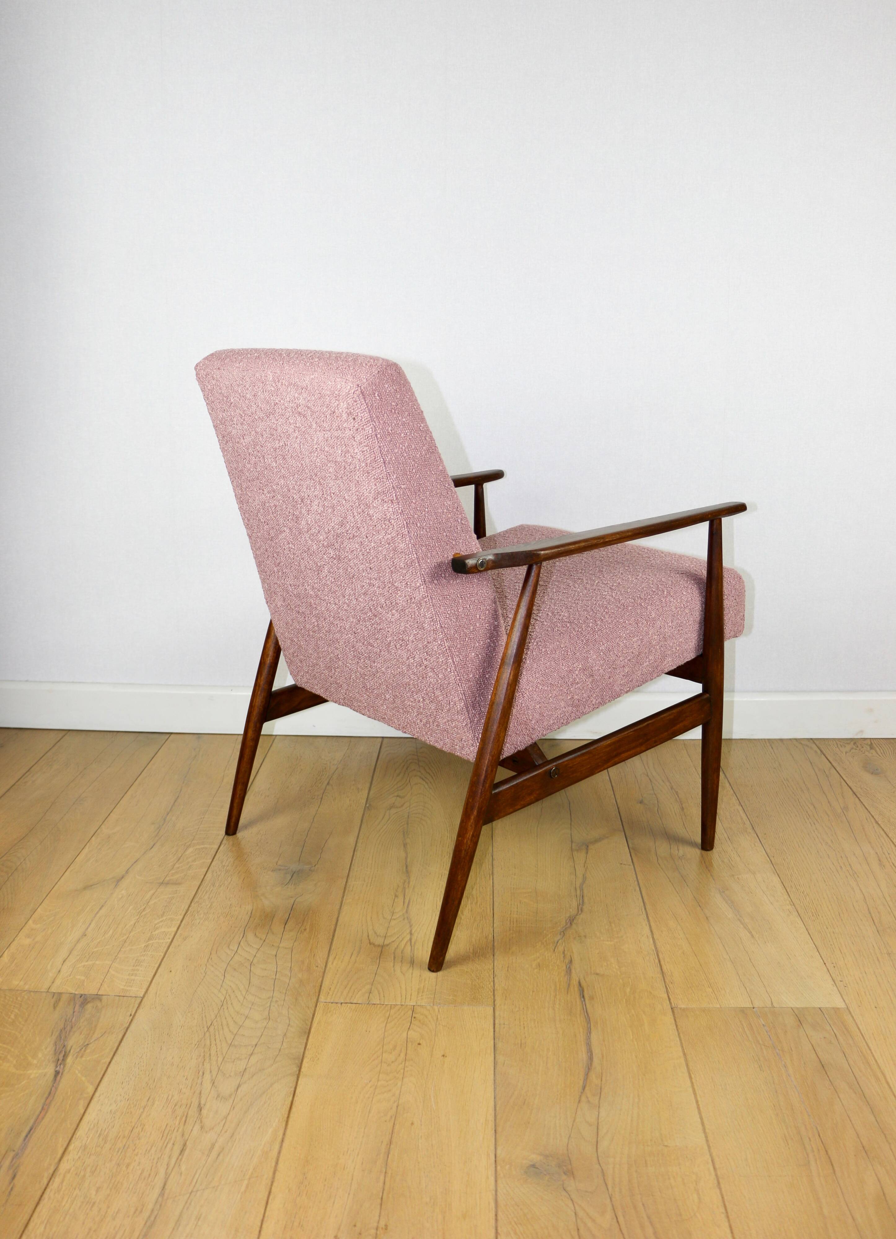 Fauteuil « Lis », années 1970, bouclé rose, design de Henryk Lis