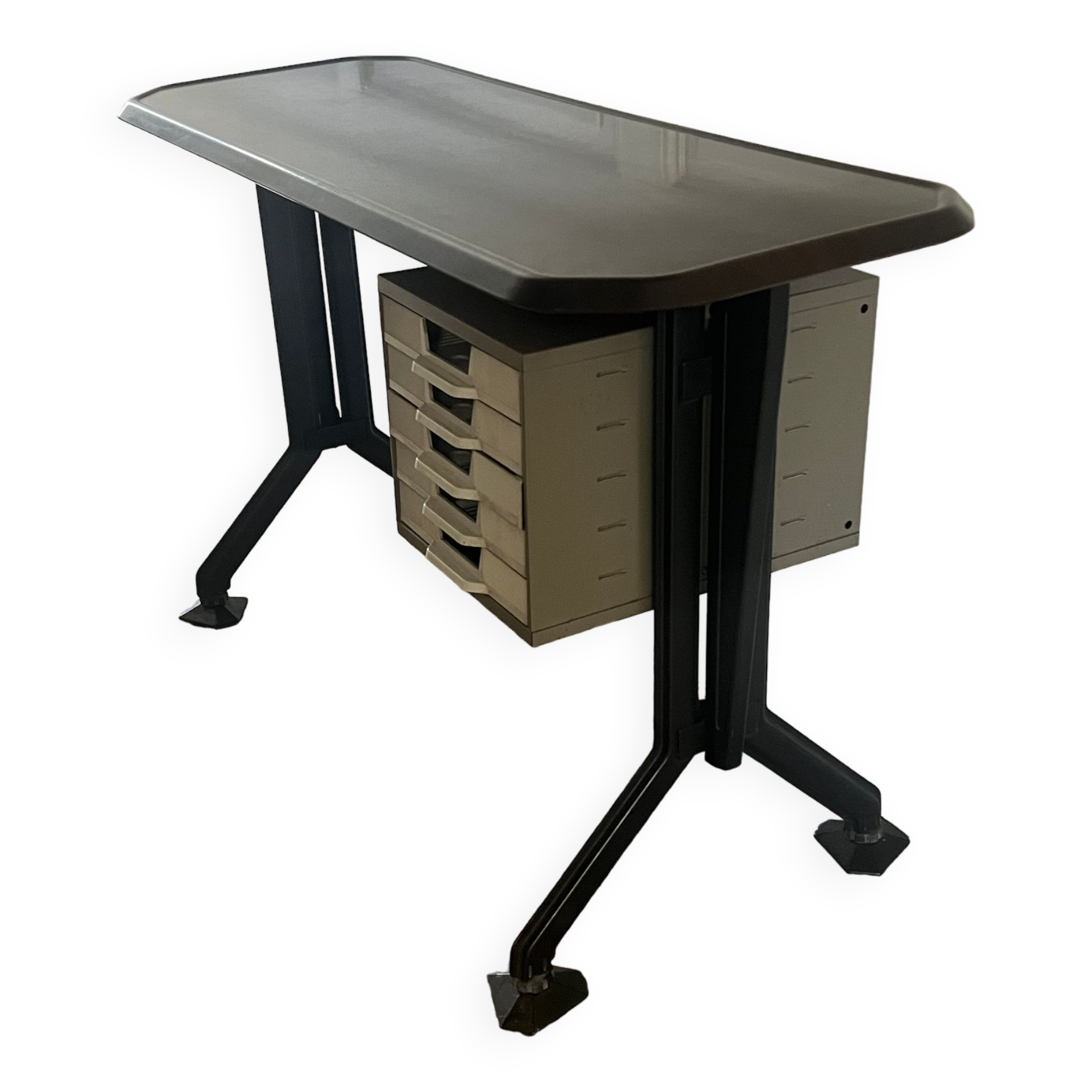 Bureau Arco à piétement en arc en métal laqué noir à plateau en résine, studio BBPR pour Olivetti