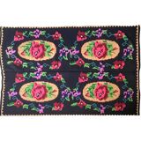 Hand-woven wool carpet black background with large roses 214x158cm