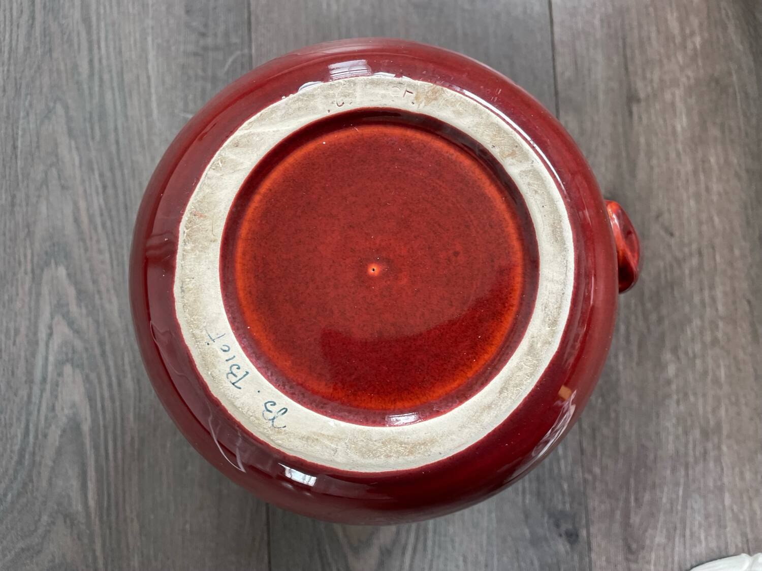 Pichet en grès émaillé signé B. Biot –