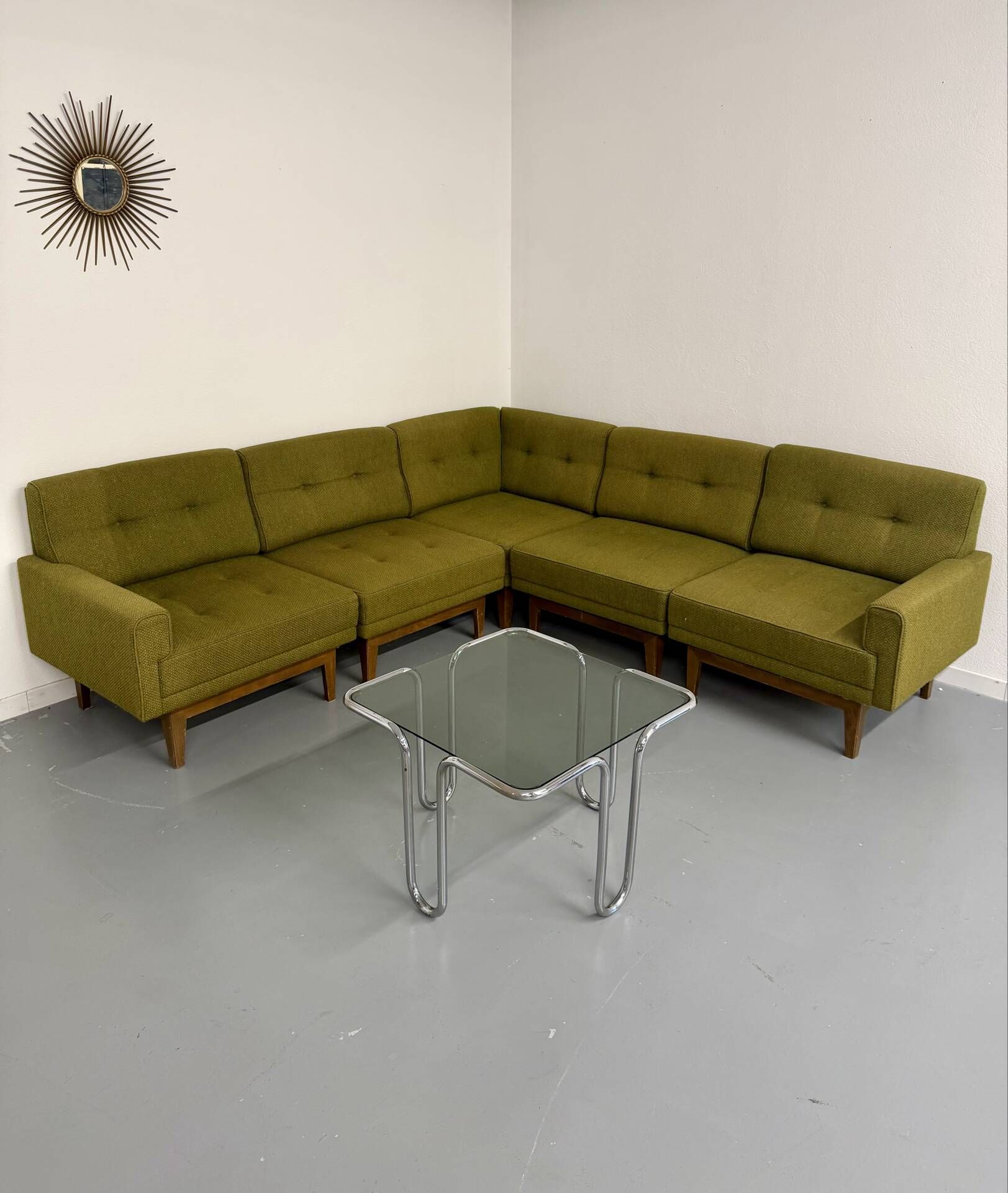 Ancien canapé d’angle modulable design scandinave en tissu vert 1960