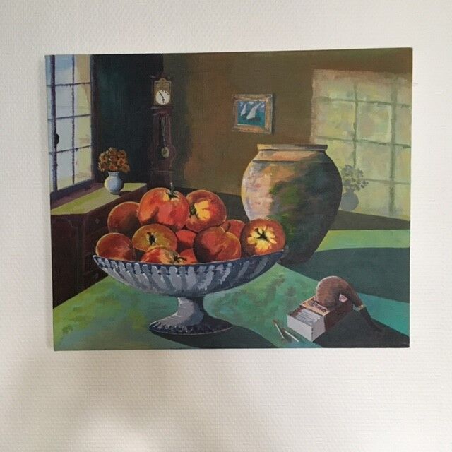 Still life and décor table