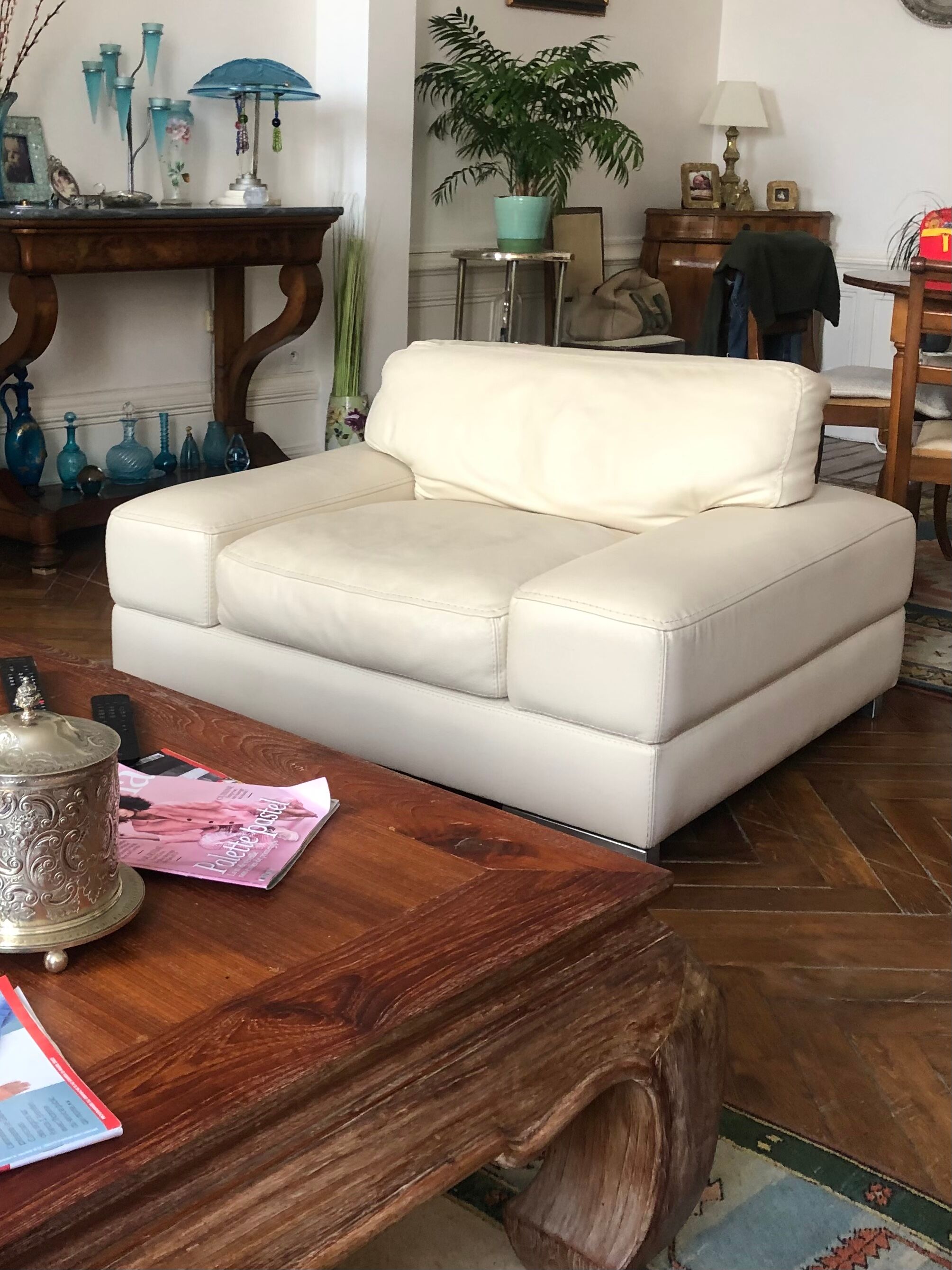 Leather armchair Off-white rock Bobois