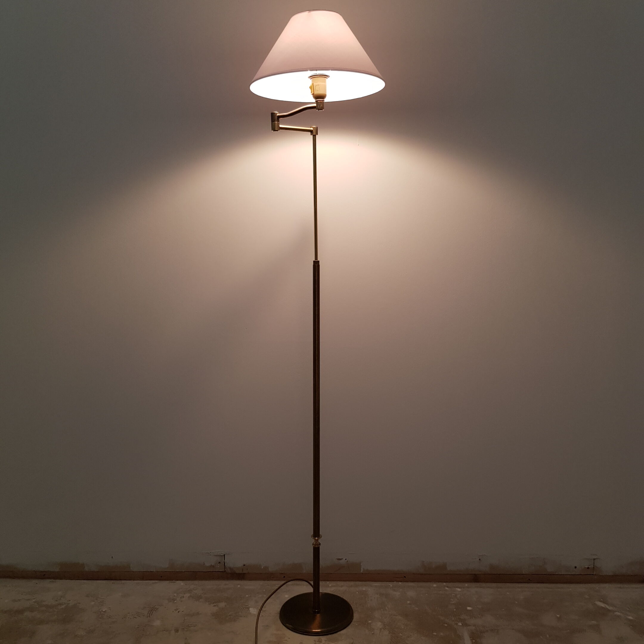 Vintage brass reading light