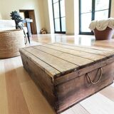 Vintage wooden chest / side table / coffee table