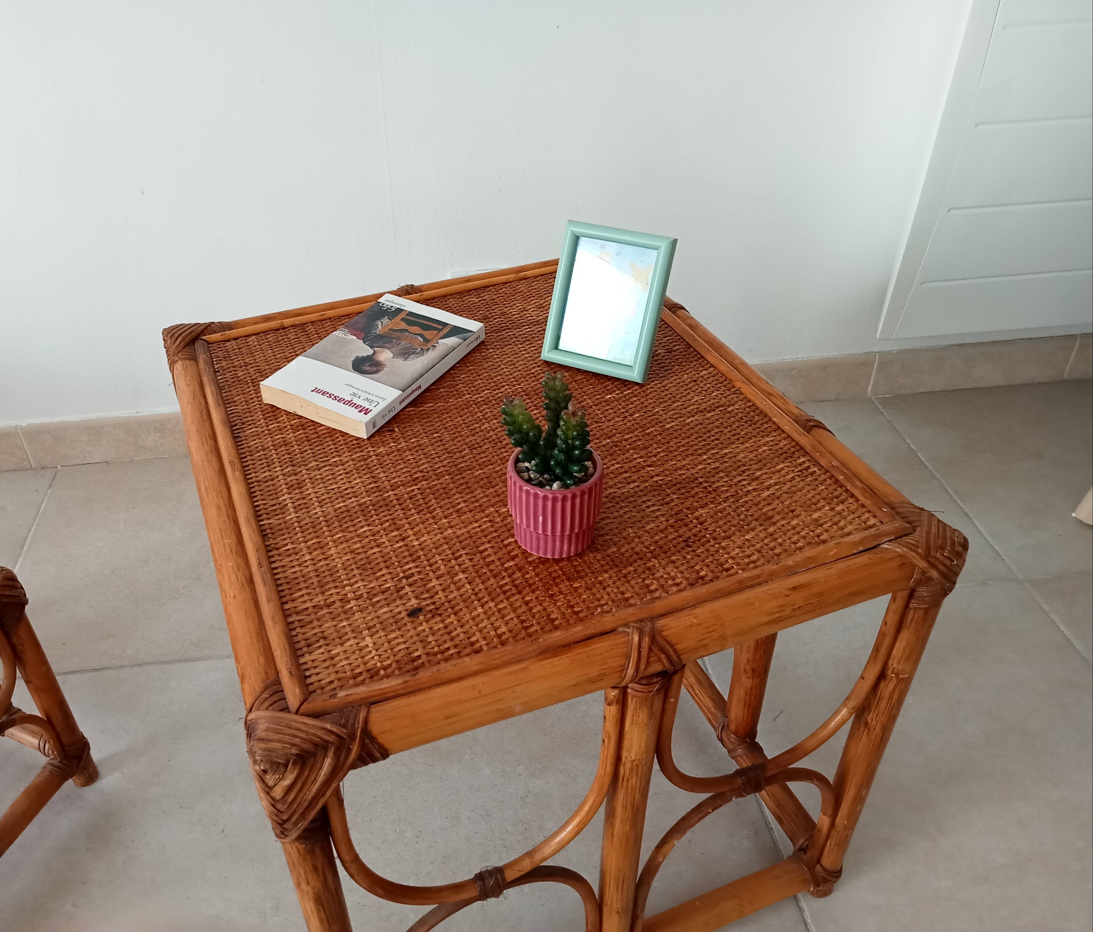 Set of 3 vintage nesting tables in bamboo and woven rattan