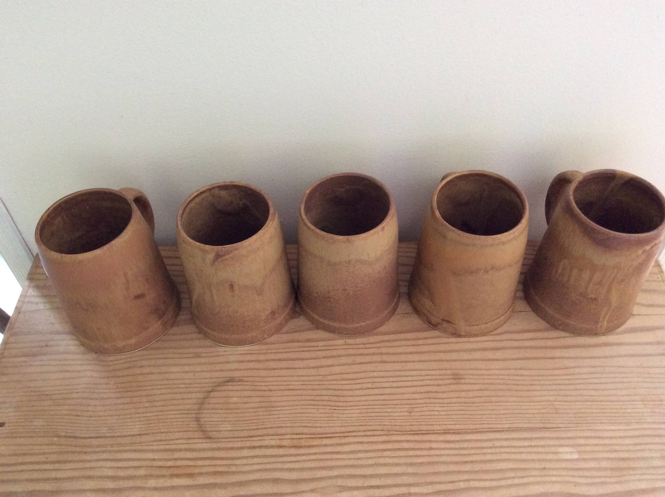 5 stoneware mugs