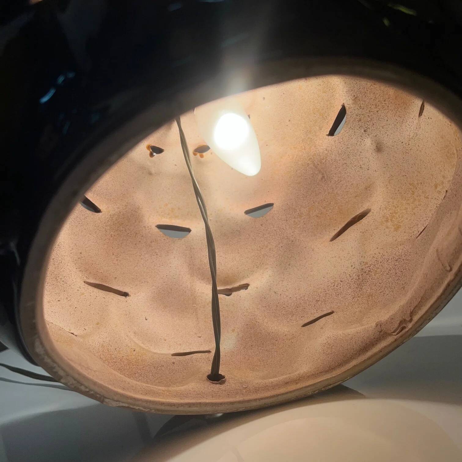 Pied de lampe de table, 2 feux, en céramique "écaille", 1970