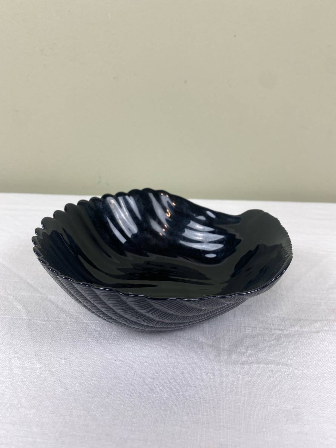 Shell bowl