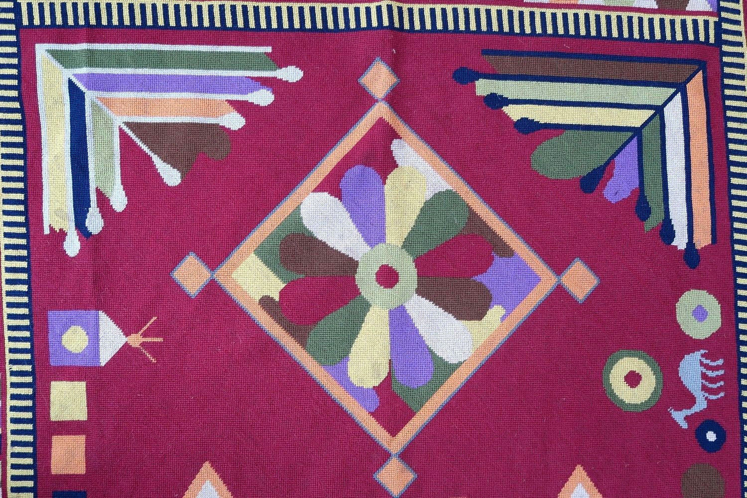 Tapis Needlepoint 1950 205 X 130 cm.