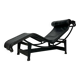 Chaise longue vintage 'LC4' par Le Corbusier, Pierre Jeanneret et Charlotte Perriand pour Cassina – édition entièrement noire