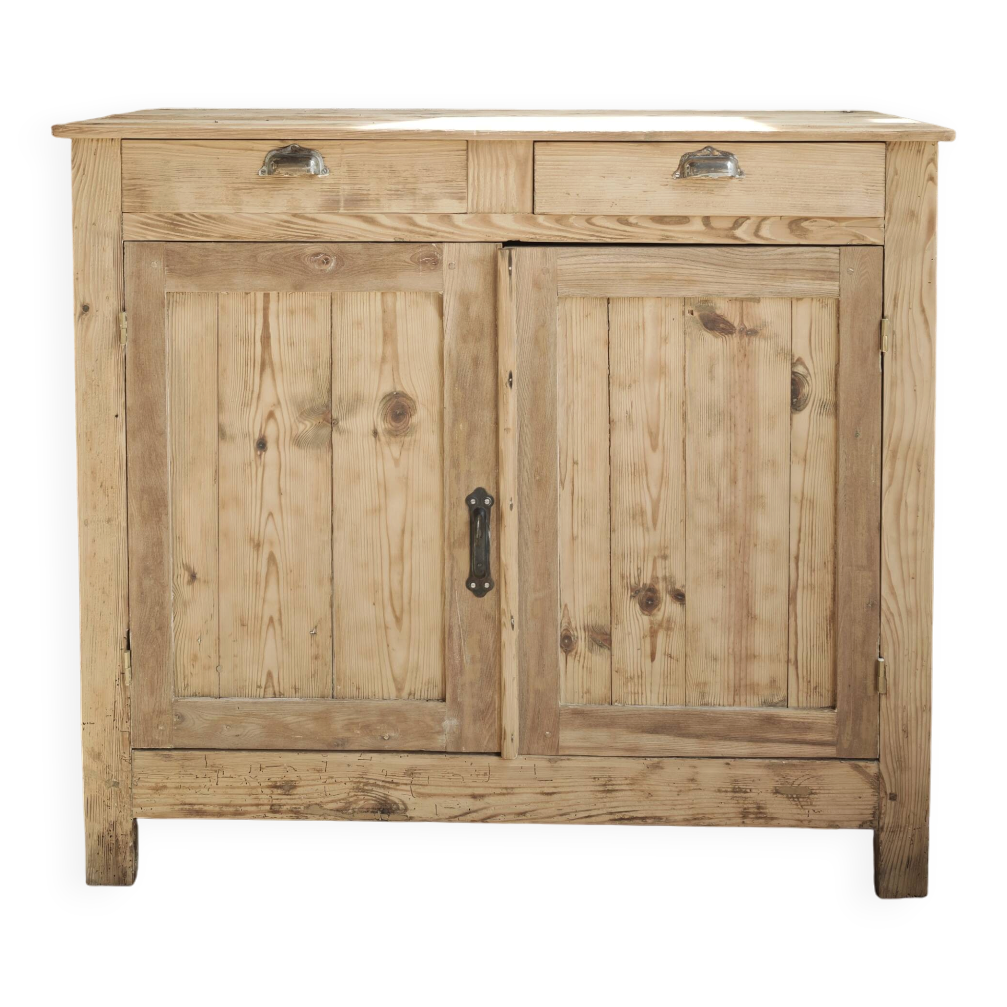 Wooden country-style sideboard