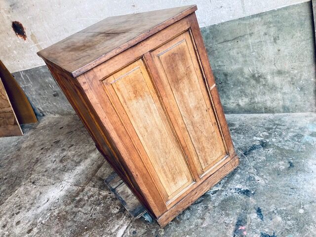 Sliding Parisian sideboard