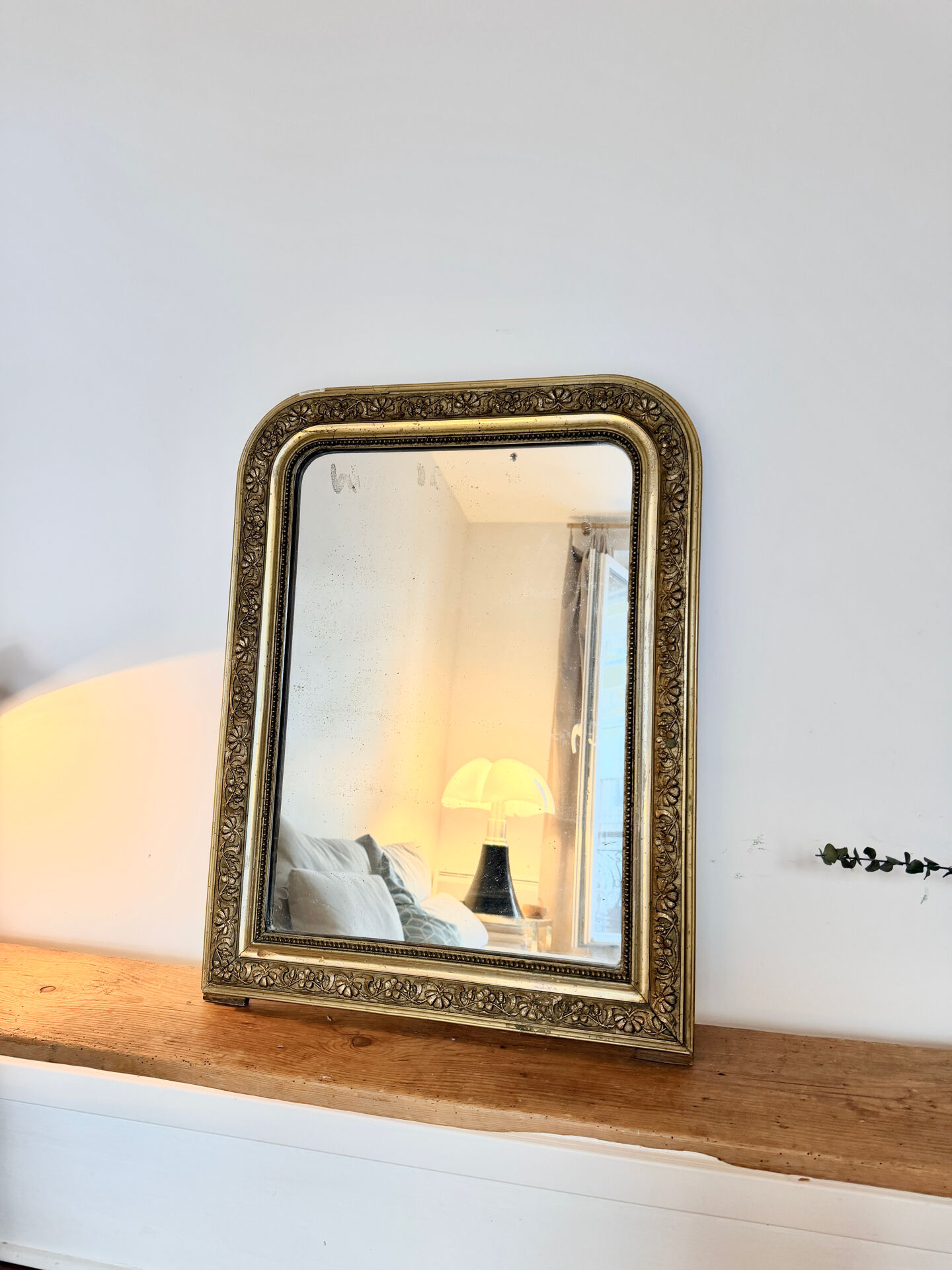 Miroir doré - Louis Philippe feuille d’or 51x65cm