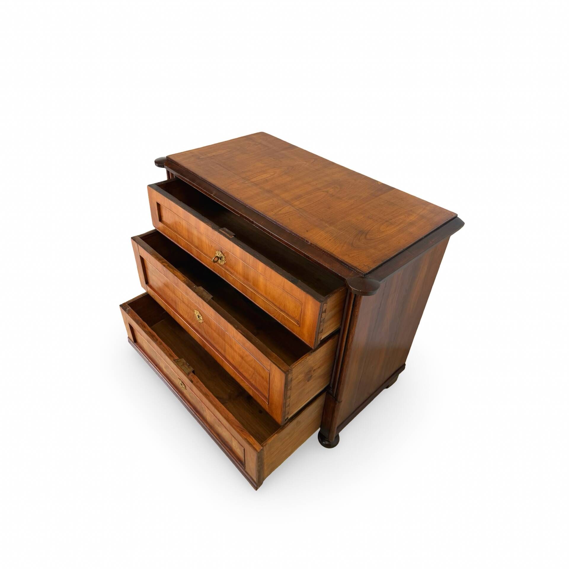 Small Antique walnut and walnut veneered Chest of Drawers – Neoclassic