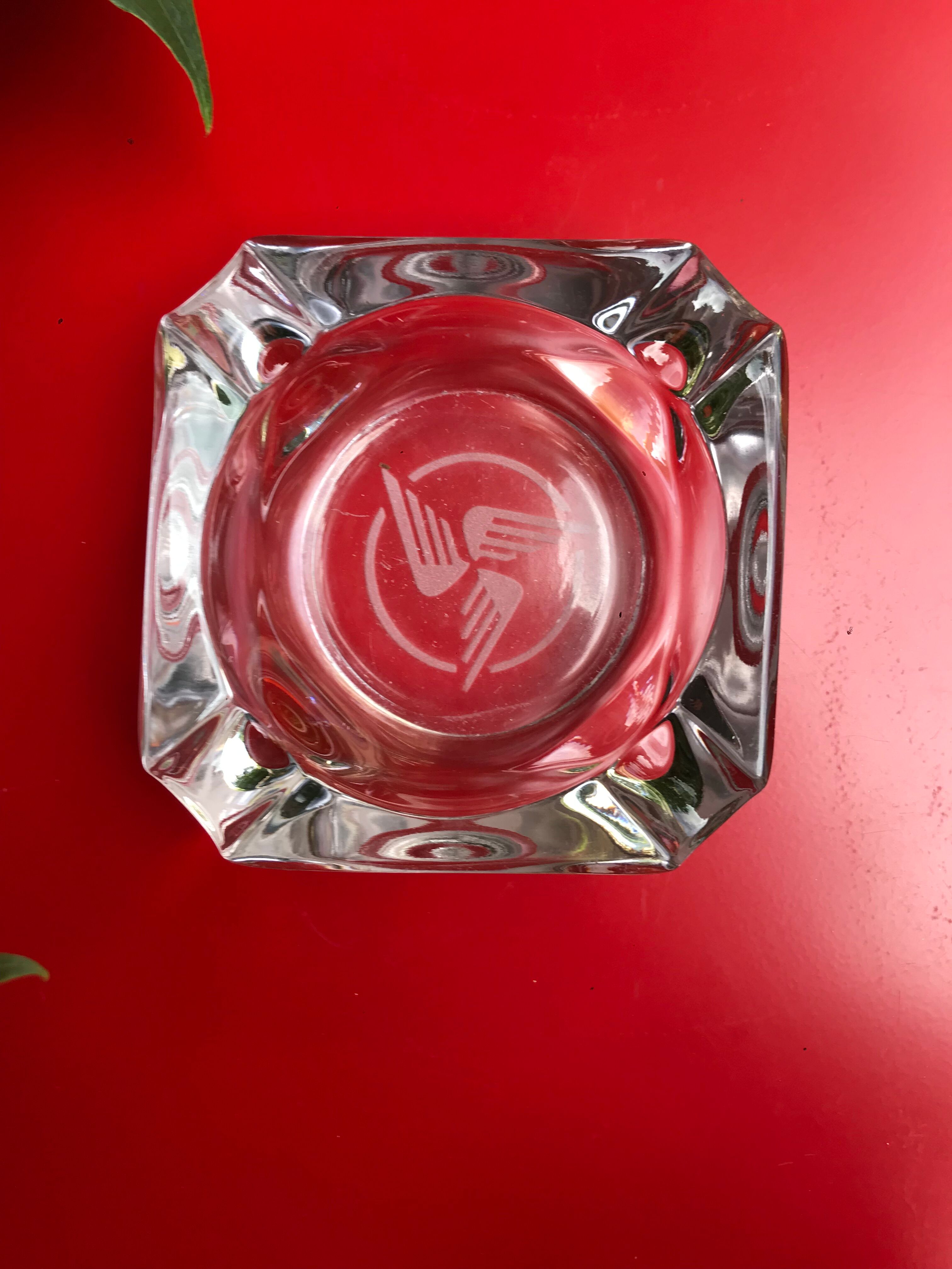 Vintage ashtray engraved glass