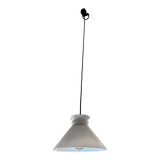 Pair of opaline suspensions