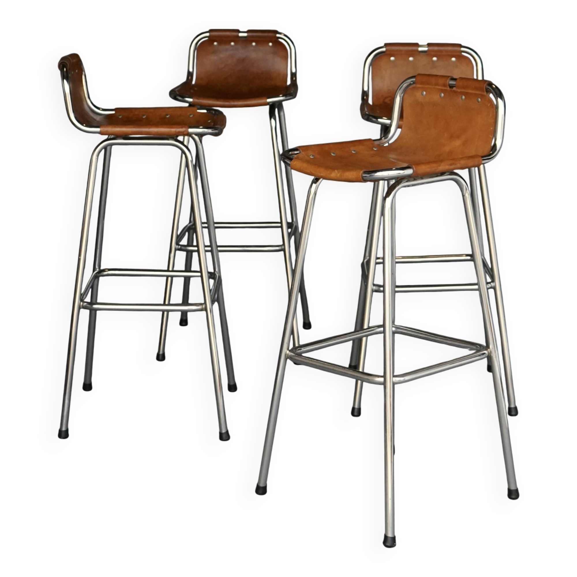 Tabourets de bar « Les Arcs » Dal Vera, sélectionnés par Charlotte Perriand. Lot de 4.