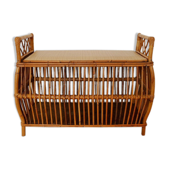 Rattan chest bench