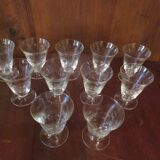 Suite de 11 verres à apéritf  Art Déco