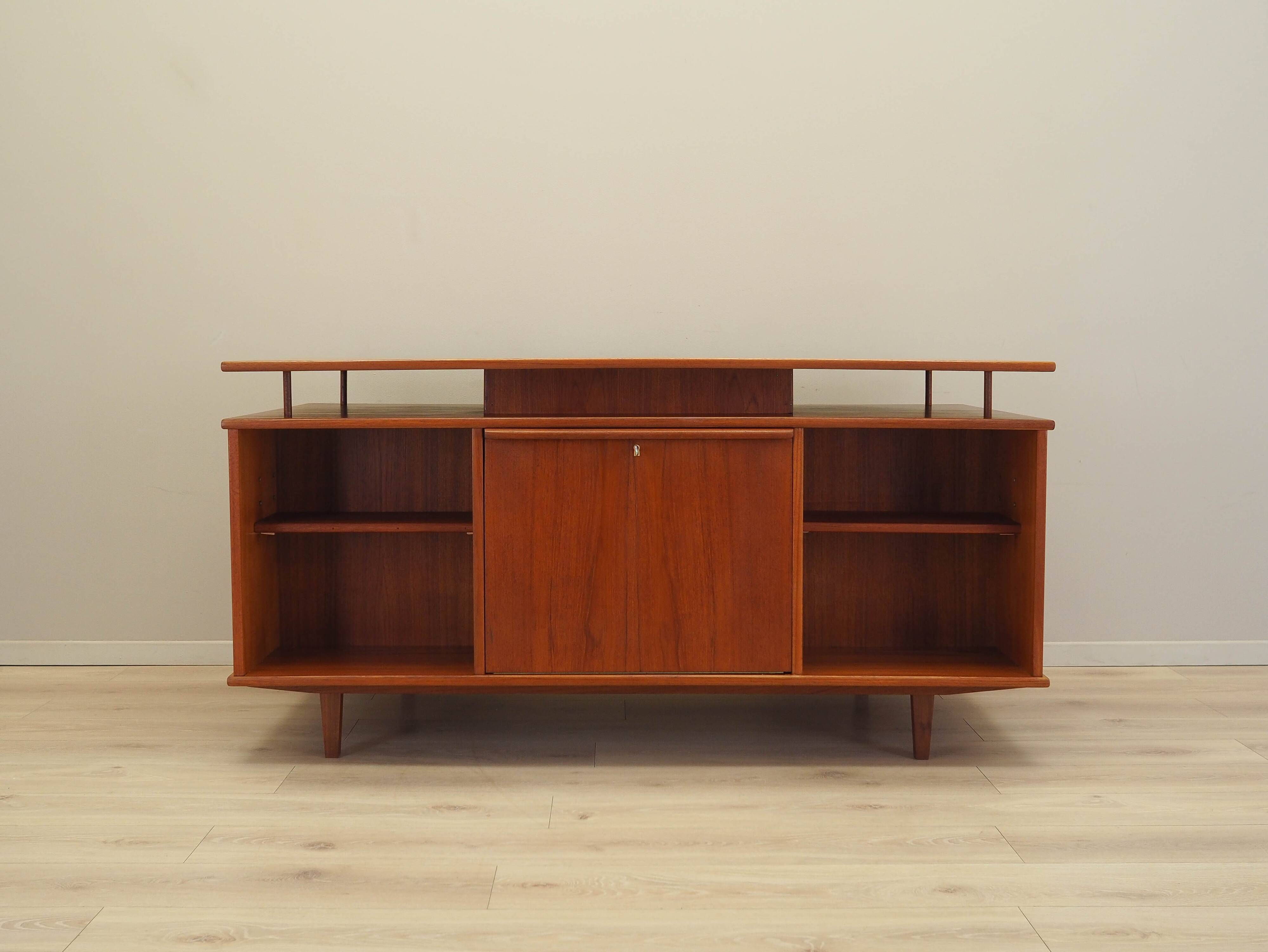 Teak desk, Danish design, 1970s, manufactured in Denmark