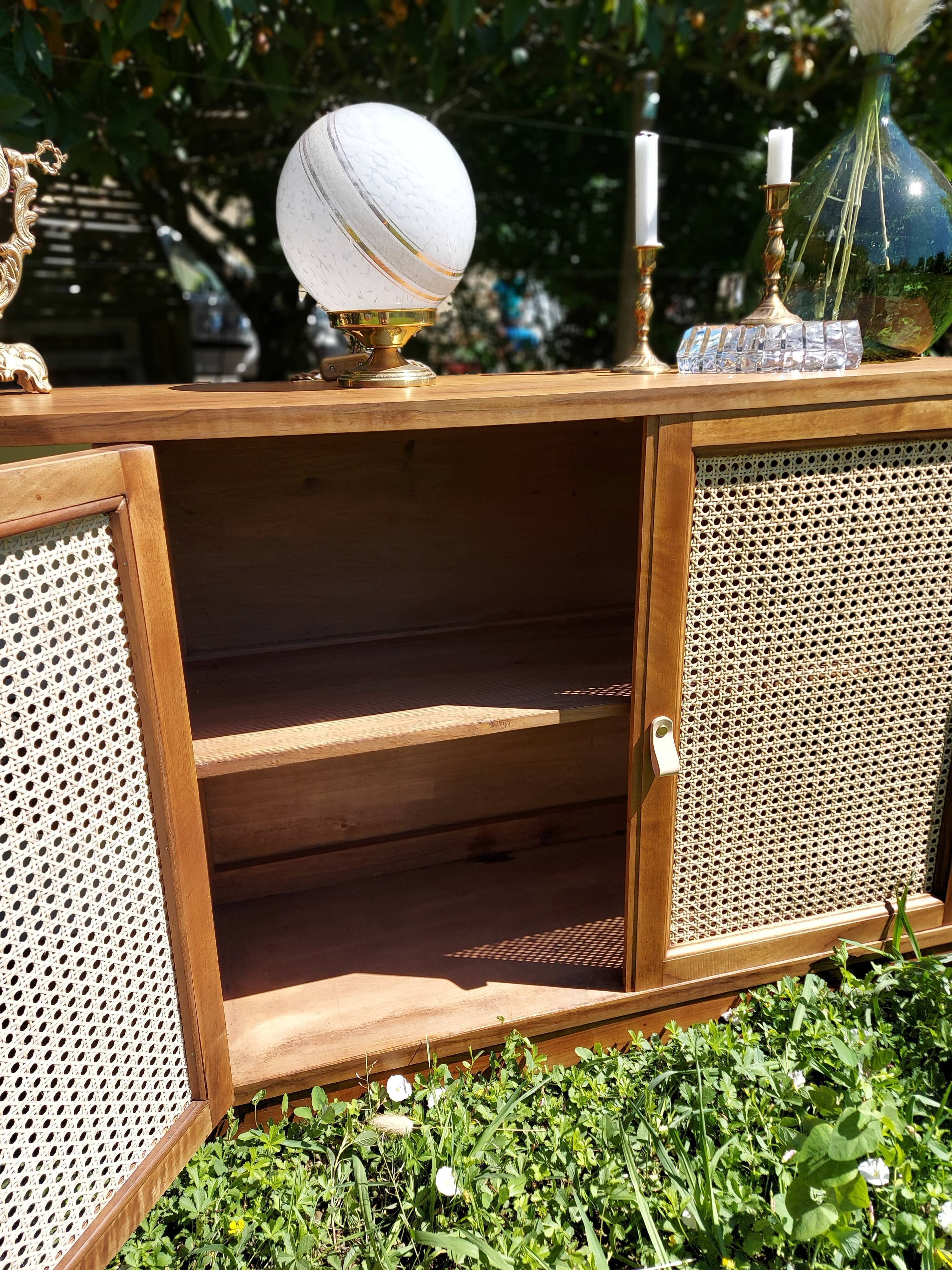 Meuble vintage canné