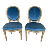 Paire de chaises médaillon en velours