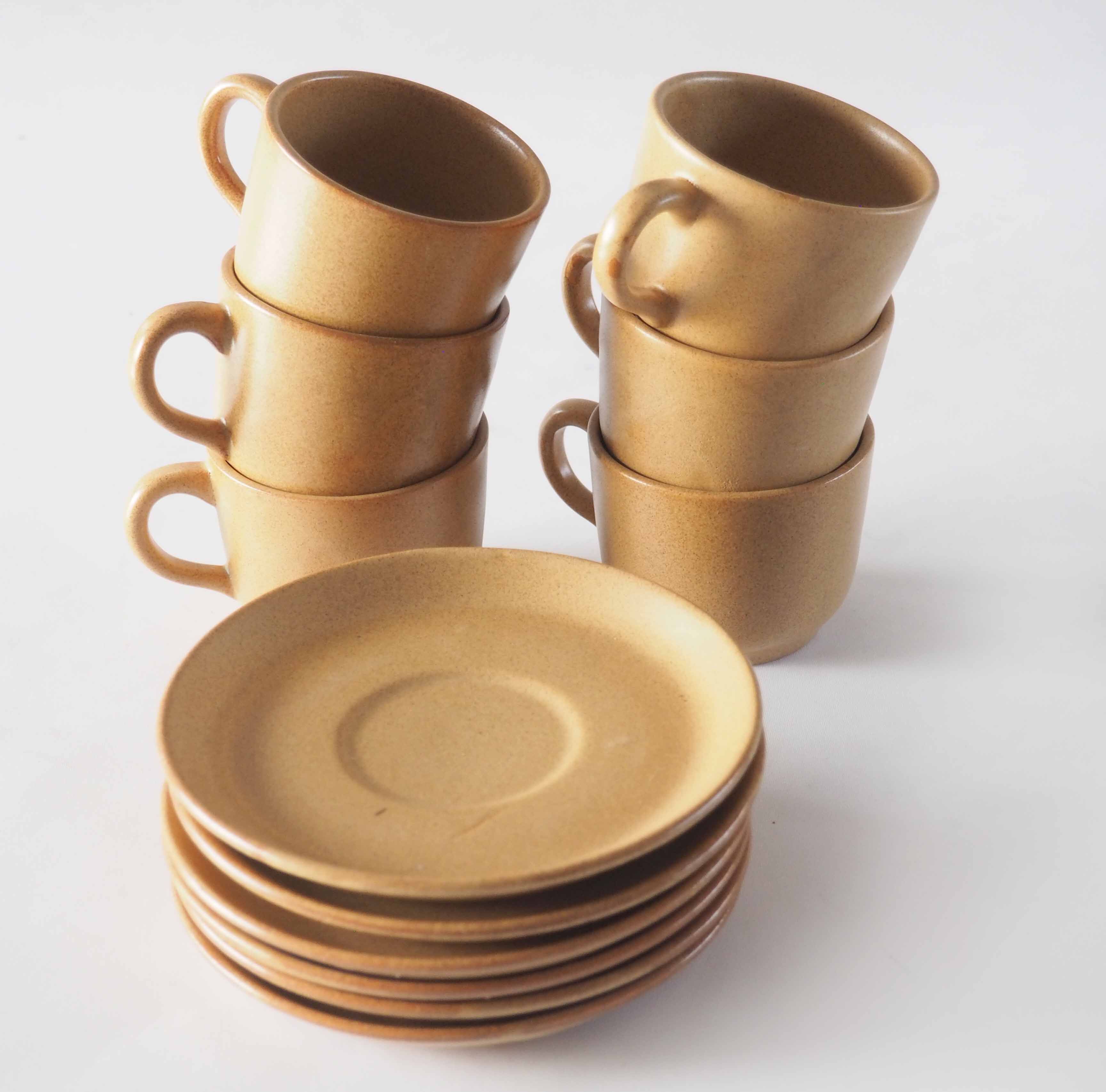 Service de 6 tasses en grès
